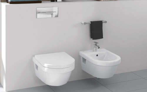 Унитаз Villeroy&Boch Omnia Architectura 5684H101 с крышкой-сиденьем с микролифтом