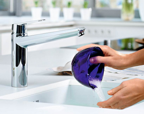 Смеситель Grohe Eurodisc Cosmopolitan 33770002 для кухни