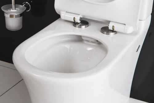 Чаша унитаза безободкового с горизонтальным выпуском P-Trap BelBagno, серия DELUCA